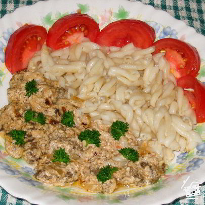 Печень по-строгановски