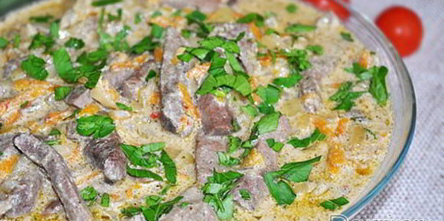 Рецепт печени, тушенной в сливках