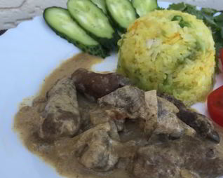 Печень, тушенная в сметане