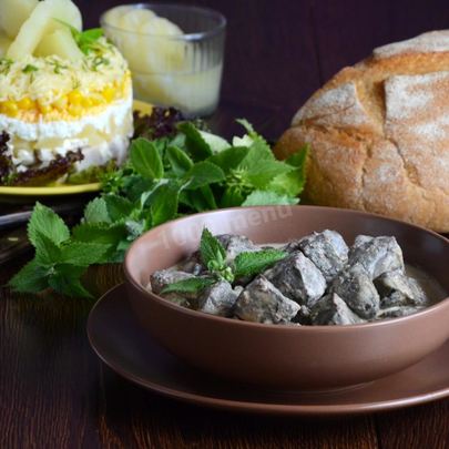 Печень в сливочном соусе