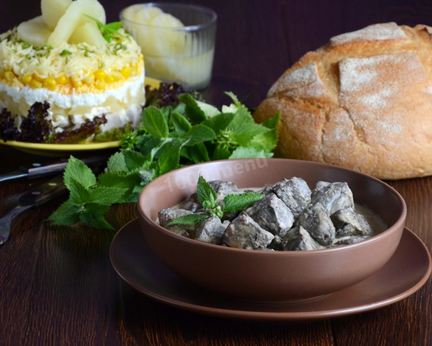 Печень в сливочном соусе