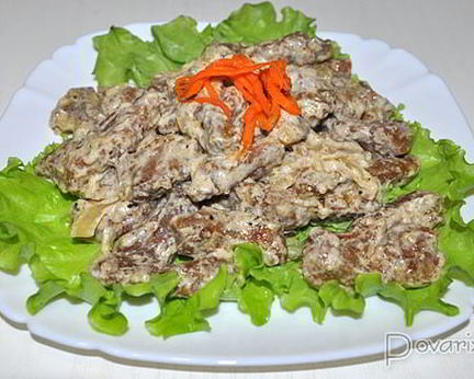 Печень в сметанно-горчичном соусе