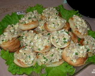 Волованы с печенью трески