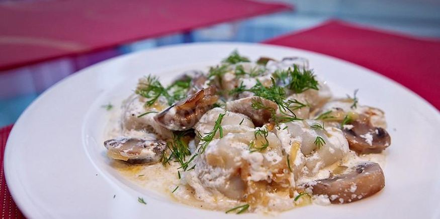 Рецепт пельменей в сметане в мультиварке