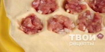 пельмени, запеченные со сметаной и сыром