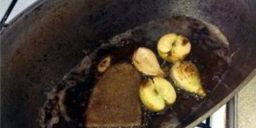 плов из свинины в утятнице