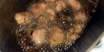 плов из свинины в утятнице