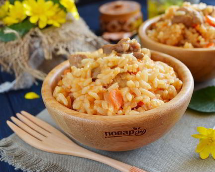 Плов на сковороде со свининой