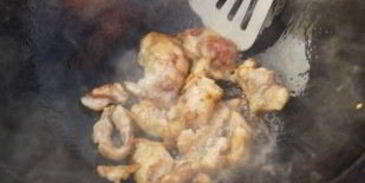 плов узбекский в казане