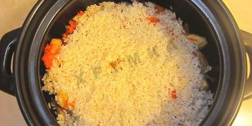 плов в духовке с курицей