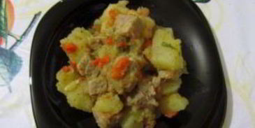 картофельное рагу со свининой