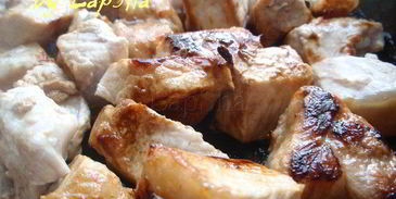 мясное рагу с соевыми бобами и орегано