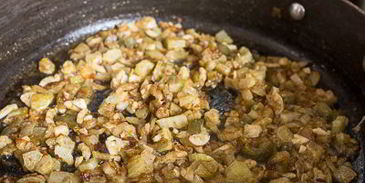 острое мясное рагу с фасолью и кукурузой