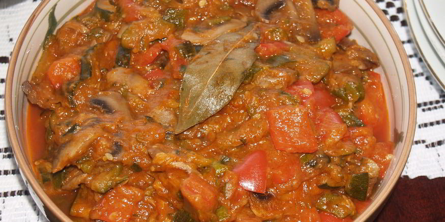 Рецепт овощного рагу из кабачков с грибами