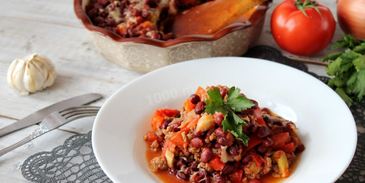 овощное рагу с фаршем в духовке