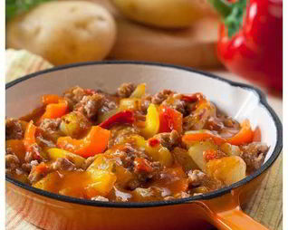 Овощное рагу с фаршем в сливках
