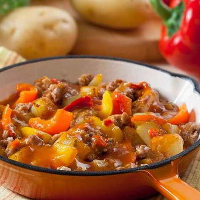 Овощное рагу с фаршем в сливках