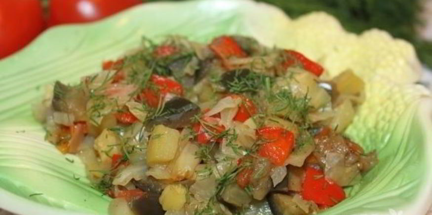 Рецепт овощного рагу с капустой в мультиварке