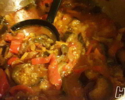 Рагу из баклажан с перцем