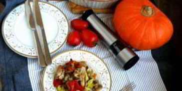 рагу из маринованного кролика с овощами и грибами