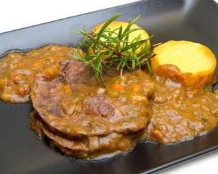 Рагу из морского черта с полентой