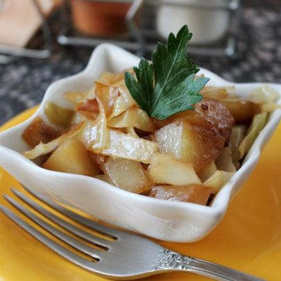 Рагу с капустой и картошкой в мультиварке