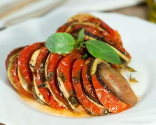 Рататуй с тимьяном и розмарином