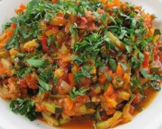 Тушеные кабачки и баклажаны