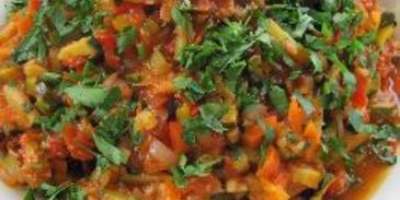 тушеные кабачки и баклажаны