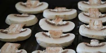 красное ризотто с горгонцоловым соусом