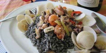 ризотто черное с дарами моря