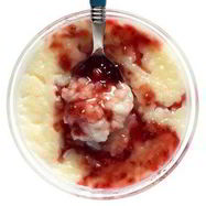 Рецепт Ризотто с кокосовым молоко, печеными сливами и красной смородиной