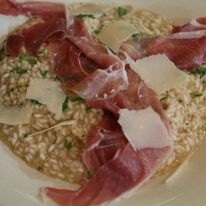 Ризотто с сельдереем, ветчиной и пармезаном