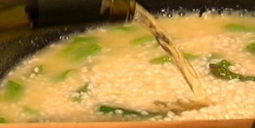 ризотто со спаржей и пармской ветчиной