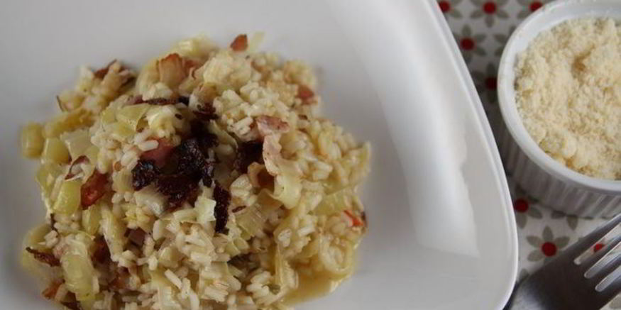 Рецепт запеченного в духовке ризотто с луком-пореем и панчеттой