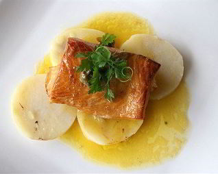 Глазированный лосось с медом и горчицей