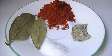 кальмары с помидорами и молодой картошкой