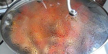 кальмары с помидорами и молодой картошкой