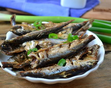 Килька, запеченная в духовке