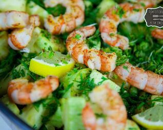 Креветки с кабачком и лимоном