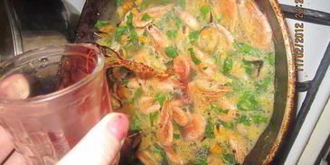 креветки в вином соусе