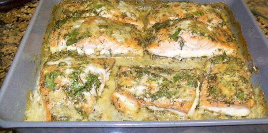 Рецепт лосося в духовке под пикантным соусом