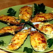 Рецепт Мидий в ракушках, запеченные с сыром