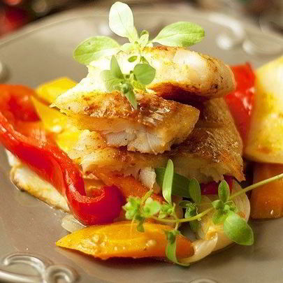 Минтай с овощами