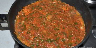 рыба под овощным соусом