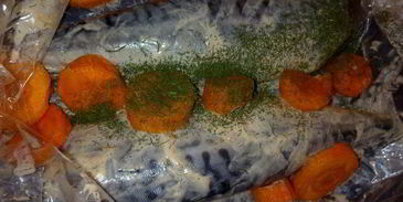 скумбрия, запеченная в пакете