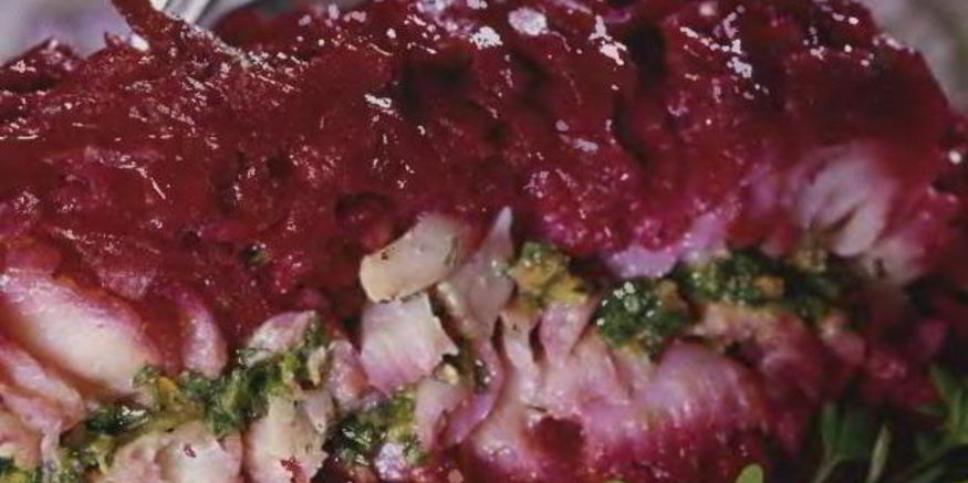 Рецепт судака в свекольном полене