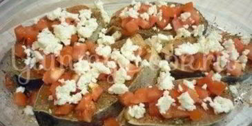 запеченная семга с брынзой и помидорами