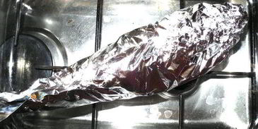 запеченная скумбрия с вялеными помидорами и розмарином