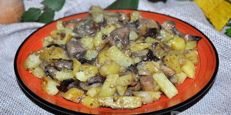Рецепт жареных лесных грибов с картофелем